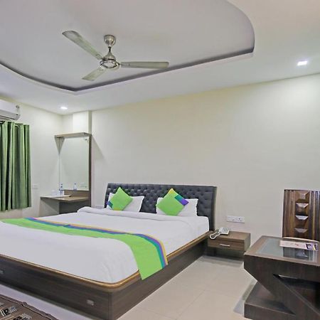 Treebo Archie Regency Hotel Ранчи Екстериор снимка