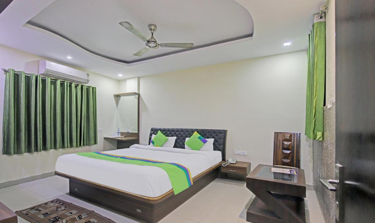 Treebo Archie Regency Hotel Ранчи Екстериор снимка