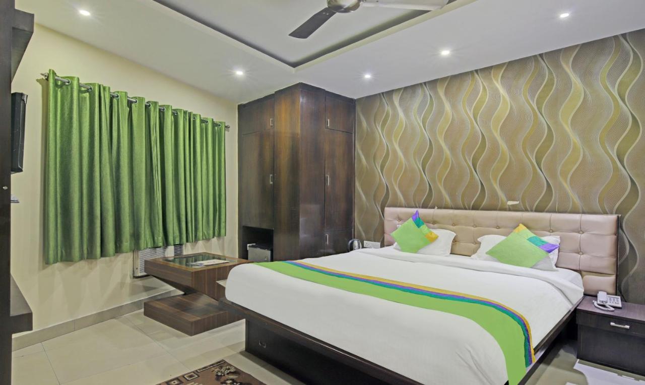 Treebo Archie Regency Hotel Ранчи Екстериор снимка